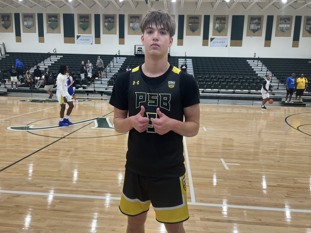 2025 6’2 SG Jayce Humphries (<a href="/AirJayce/">Jayce Humphries 2026</a>) had a stellar shooting when it came to shooting from behind the arc. Knocking down four 3-pointers and finished with a team-high 16 points in a win over Holiday Hoops