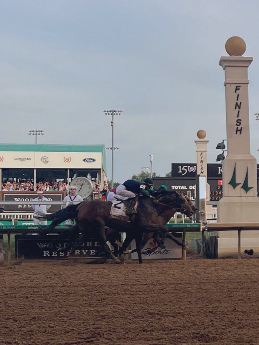 Is this the greatest finish we have ever seen at the Kentucky Derby?