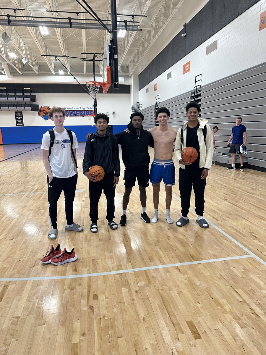 Open Run… thanks to <a href="/HunterLongacre/">Hunter</a> 
<a href="/AmirxMartin/">Amir Martin</a> <a href="/JaydenDawson20/">Jayden Dawson</a> <a href="/abdibashirjr/">Abdi Bashir Jr</a> <a href="/playforhim3/">Baylor Scheierman</a> <a href="/ElijahGaeth/">Elijah Gaeth</a> <a href="/eldonturner7/">eldon turner</a> <a href="/JadenJ2024/">Jaden Jackson</a> <a href="/JosiahDotzler/">Josiah Dotzler</a>