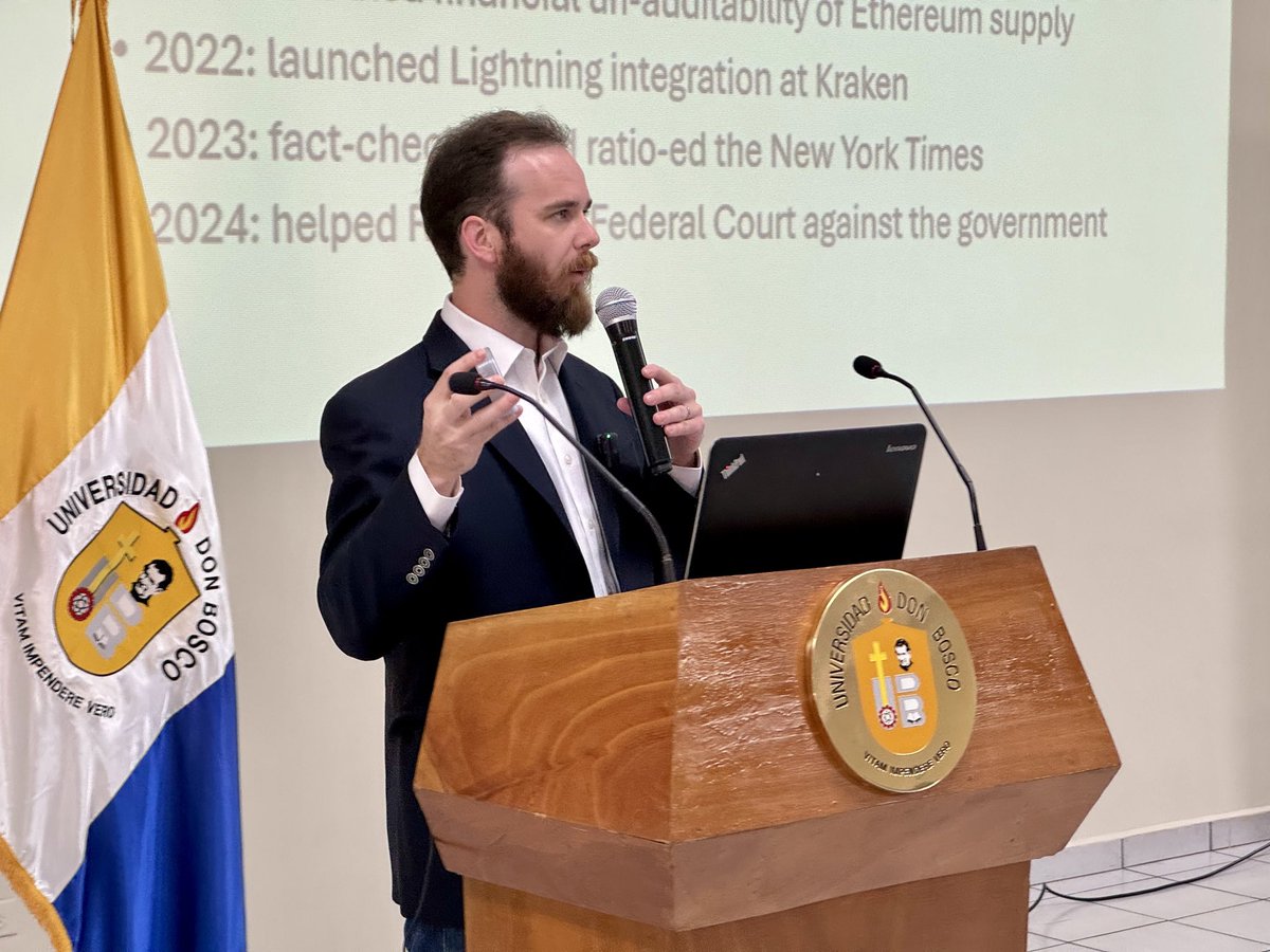 I will rest easy tonight knowing that expert @BitcoinPierre came all this way to El Salvador 🇸🇻 to check if everything was ok with our CO2 levels.