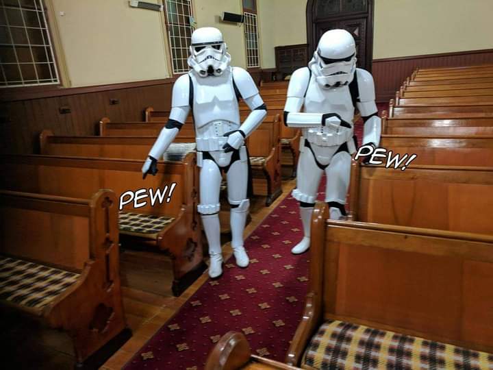 Stormtroopers going to church!!! 🔫⛪️ 🤣🤣🤣 #happystarwarsday #maythe4thbewithyou #starwars #stormtroopers #meme #funny #comical #joethegeek