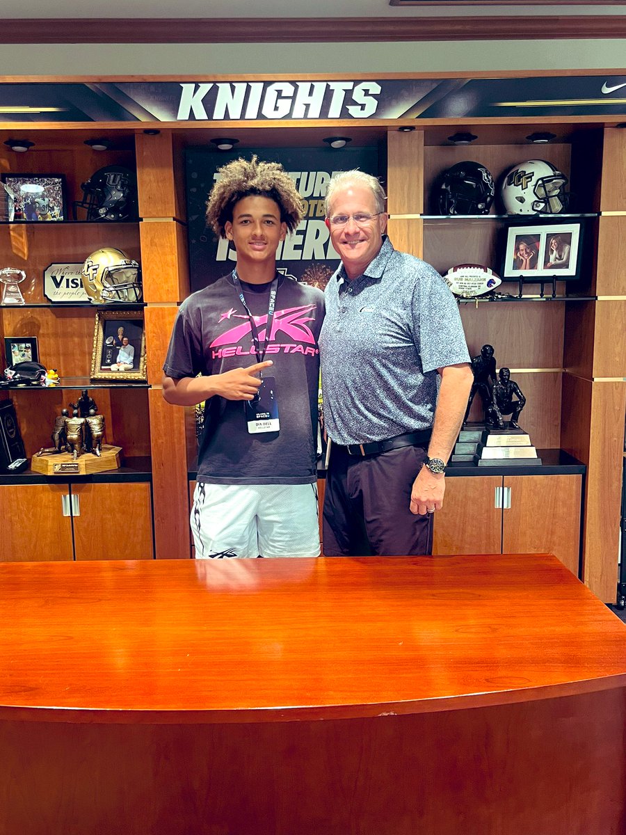 It was great visiting @UCF_Football and talking some ball with @CoachGusMalzahn and @CoachHinshaw ⚔️