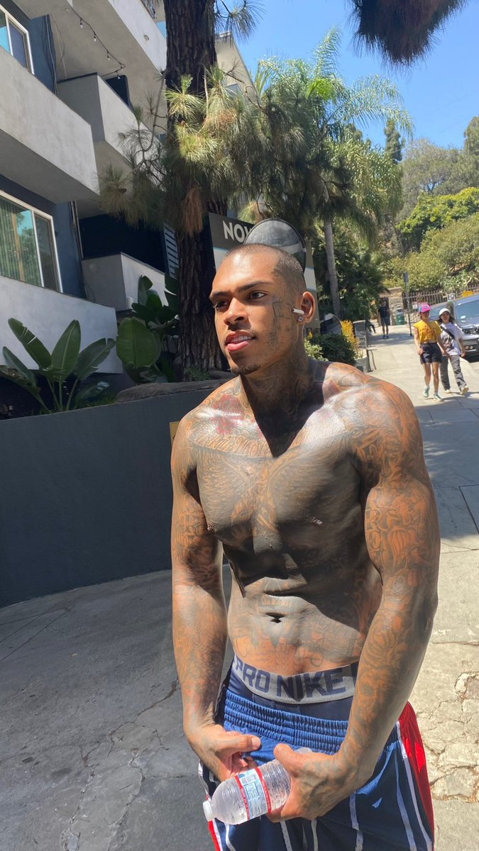 Content from inkmonstarrr