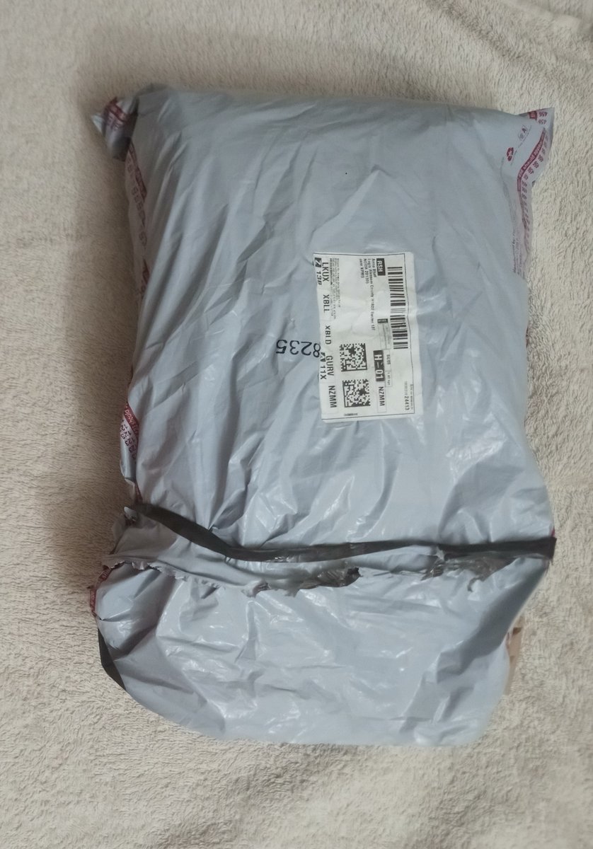 AnnaBhatt1's tweet photo. @amazonIN why r u refusing 2exchange the product delivered yesterday. I expect Amazone 2 care more. The packing &amp; its contents(Baby Wet Wibes )is totally spoiled &amp; the product unsafe for use. The outer  shell ,seen in image is full of a oily liquid , which entered into  packet https://t.co/2NarL4lm5w