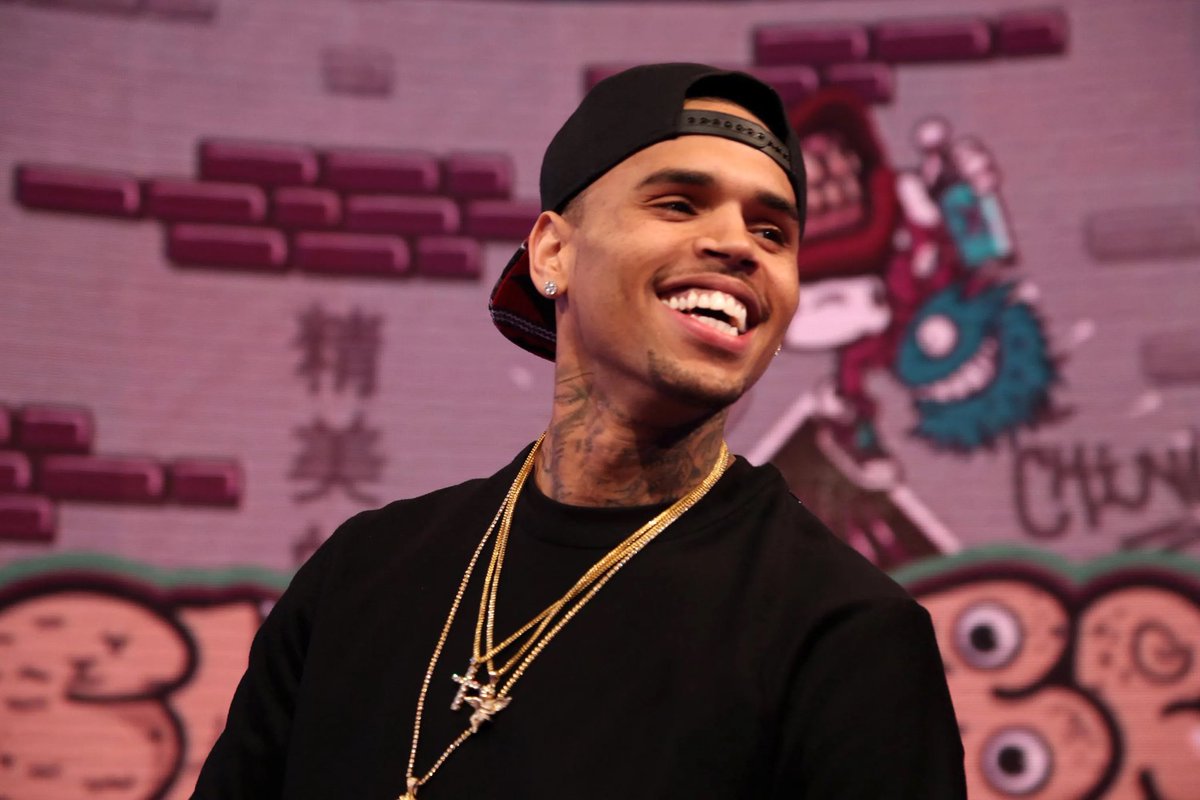 🎈Happy Birthday to the legendary @chrisbrown 🎈