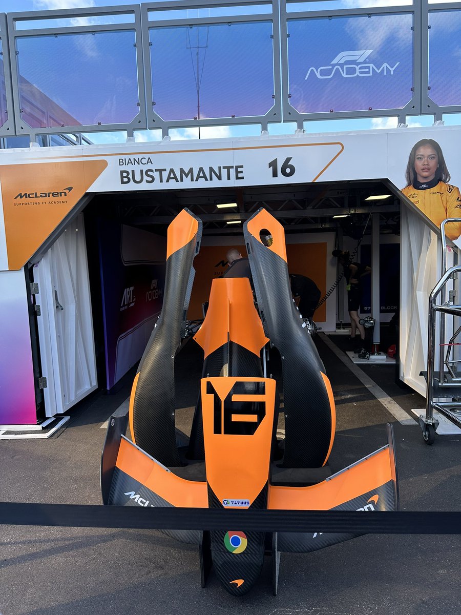 f1withjulian's tweet image. It was amazing to see more people support @f1academy at the @f1miami 
they definitely raced their hearts out today. they even let people see the cars in the garages 
@FemalesinMSport 

#F1A #F1Academy #MiamiGP #MiamiGP2024 #MiamiGrandPrix