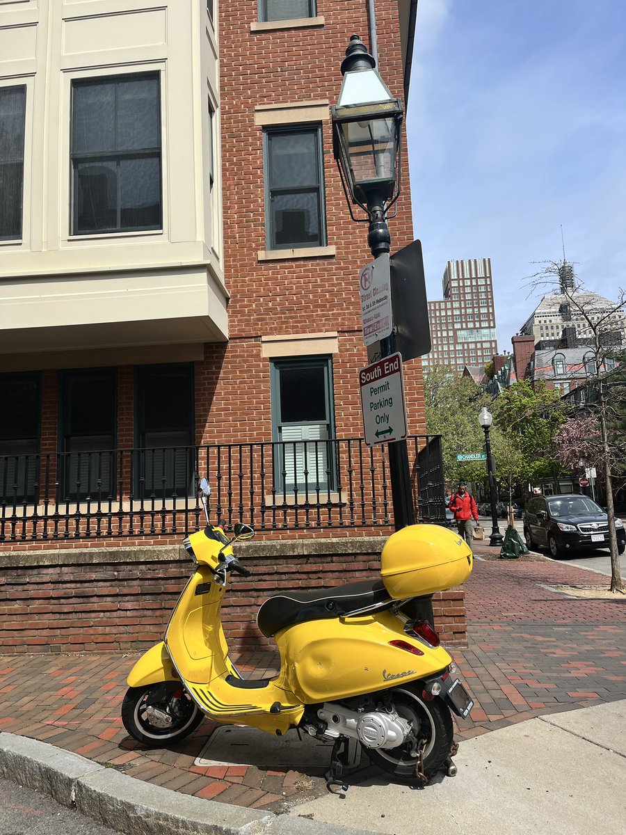 plramaya's tweet photo. Sábado a la mañana en Boston https://t.co/f9O9lh9HlE