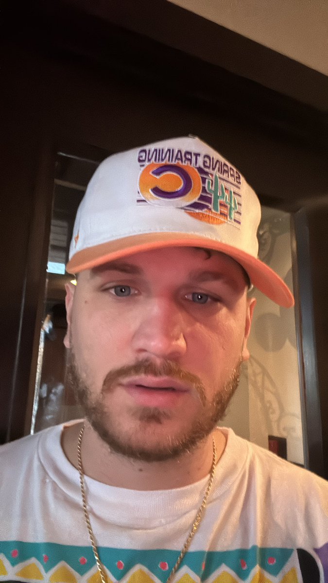 hitchariide's tweet image. no kendrick delay it an hour please i’m at dinner