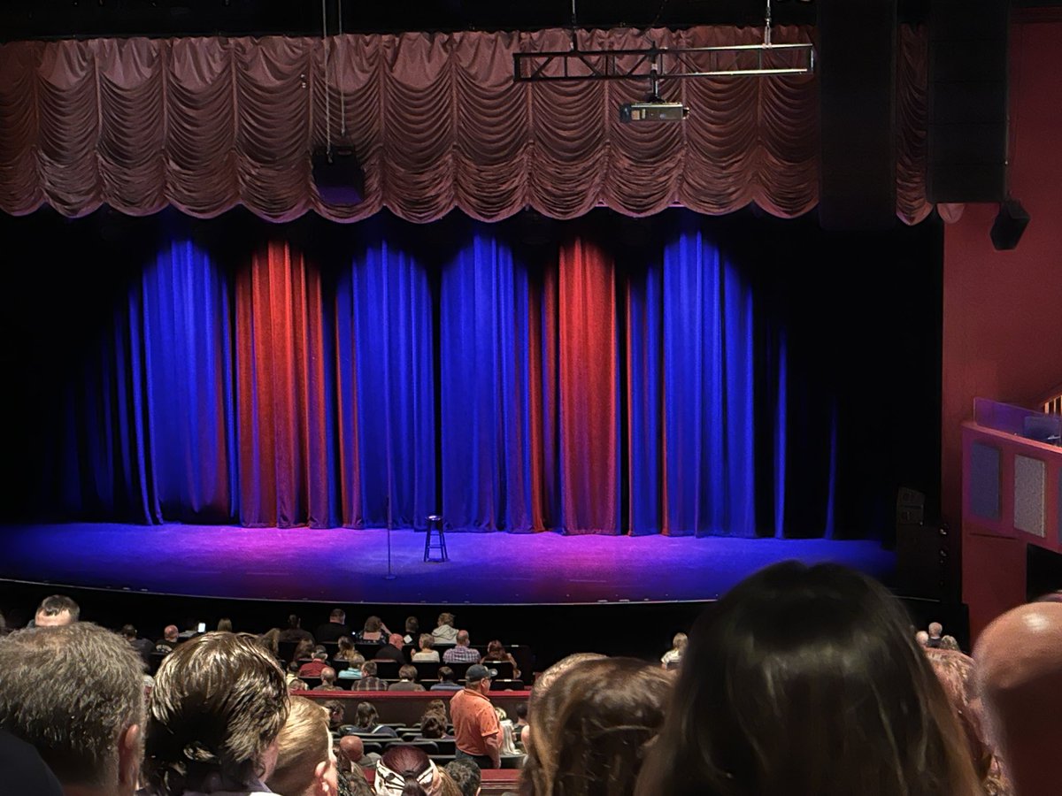 @funnybrad on stage at Foxwoods!

Shortly…