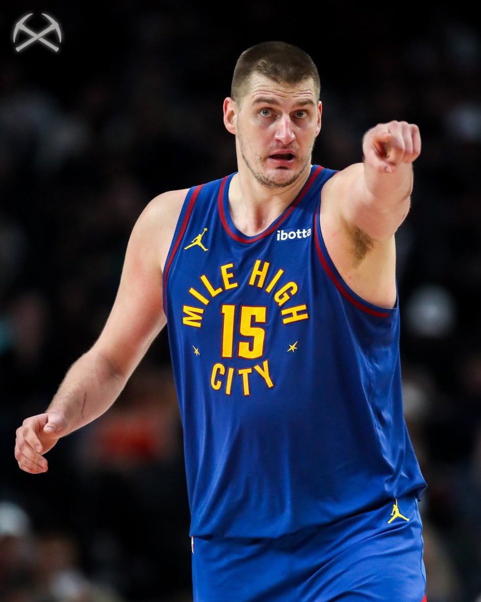 Nikola Jokic at halftime:

• 15 PTS
• 4 REB
• 5 AST
• 1 STL
• 5-14 FG
• 4-4 FT