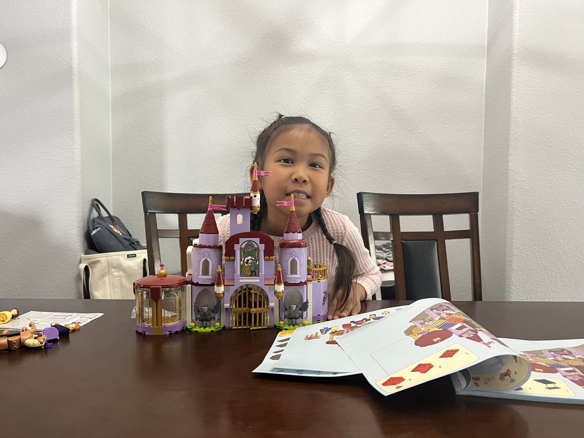 AutumnsToyz's tweet image. Since it was a rainy day, the girls decided to raid my #lego inventory and of course they couldn’t build together and had to build their own sets.

#legofun #legodisney #mickeyandfriends #beautyandthebeast #nerdsunite #beexcellenttoeachother