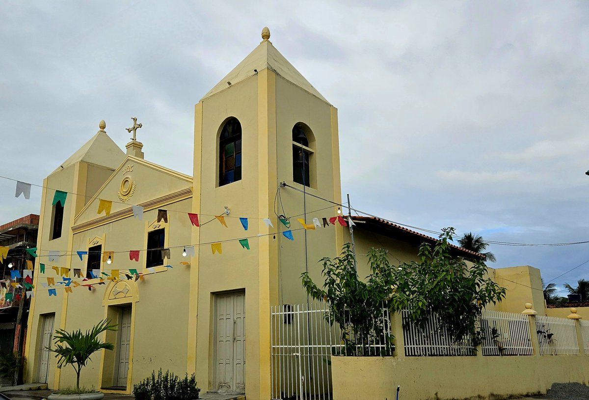 A igreja de hoje é a singela Capela de Santo Antônio, em São Miguel dos Milagres #igreja #igrejacatolica #culturareligiosa #culturabrasileira #santoantonio #Alagoas #tradição #religiosidade #capeladesantoantonio