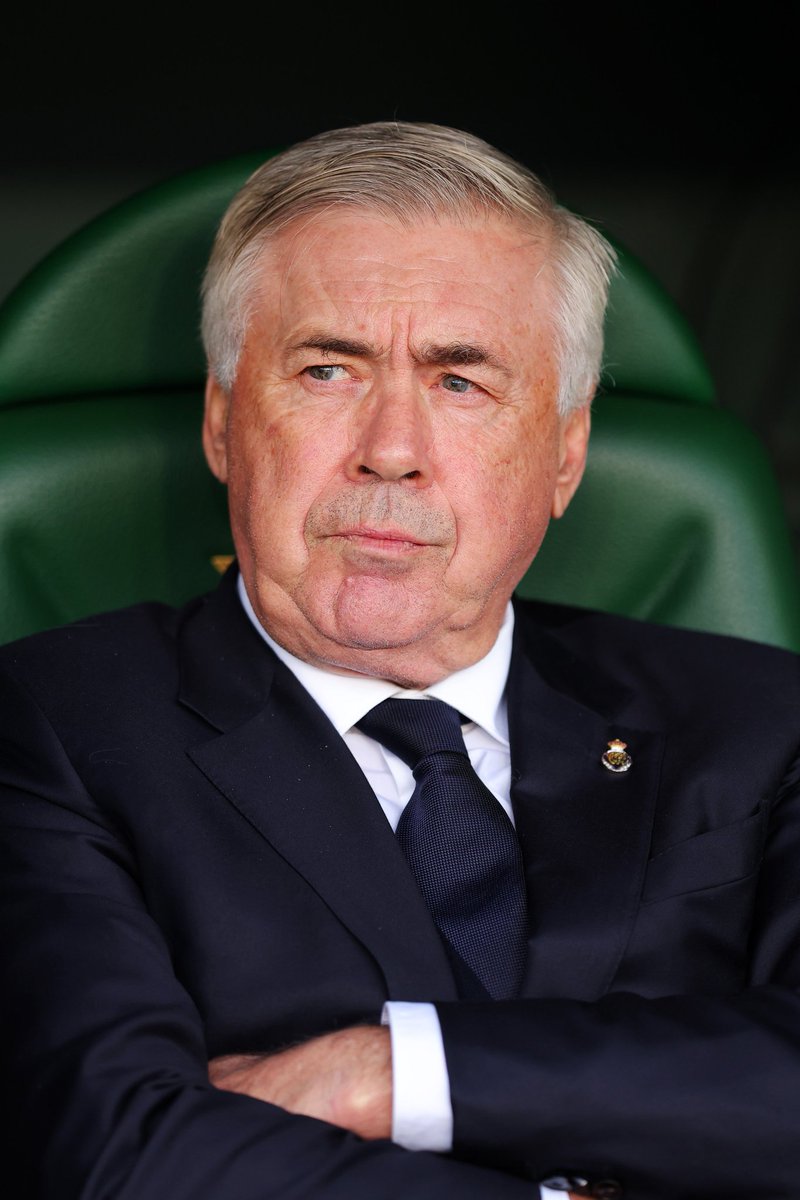 Carlos Ancelotti 🇮🇹 (63) seguramente este como mínimo en el top-3 de entrenadores a nivel de clubes, hoy una vez más confirmó su capacidad para gestionar sus equipos. Como DT desde 1995 lleva 28 títulos ganados, este año podría sumar uno más con su 5ta #ChampionsLeague.