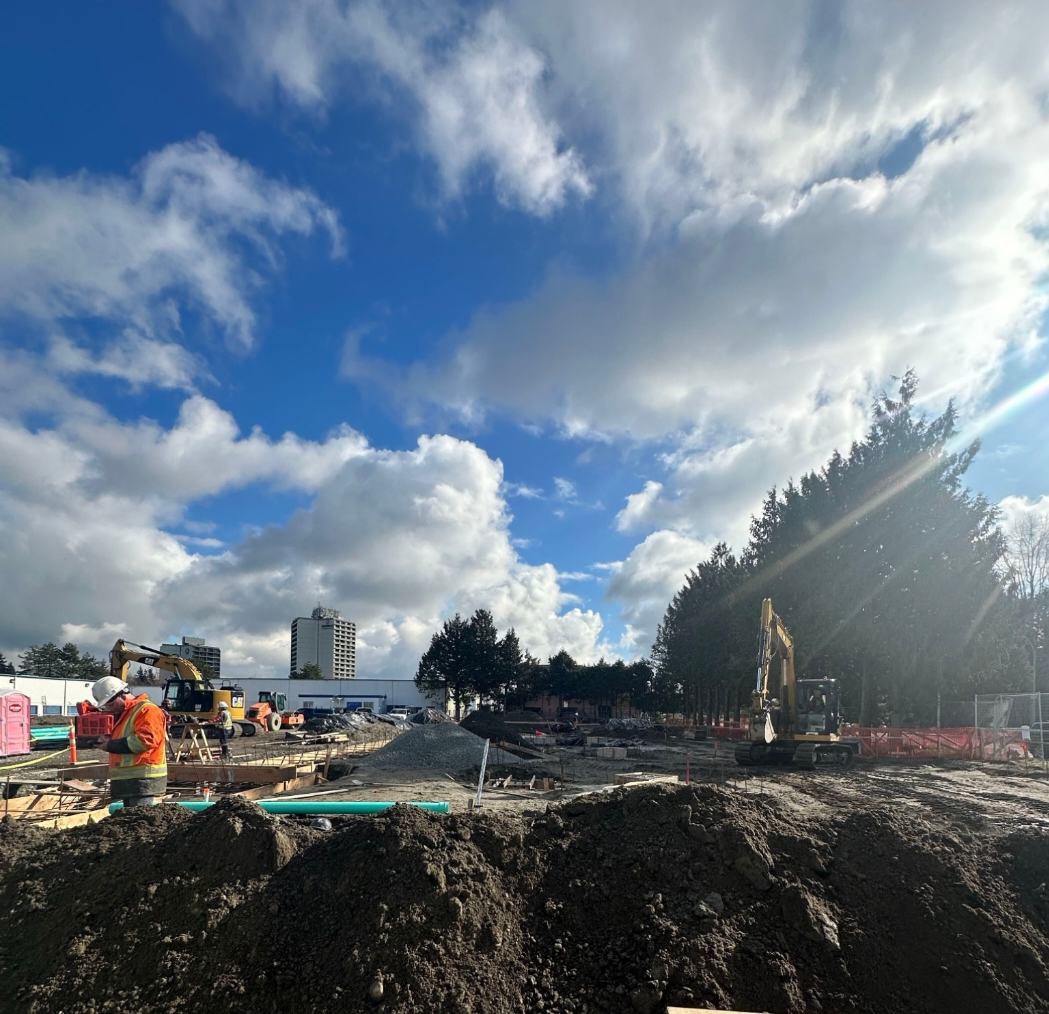 Rays on site 😎

#JCOTE #Sitework #Siteprep #ConstructionIndustry #Roadworks #Richmond #CivilConstruction #Construction #HeavyEquipment #Earthworks