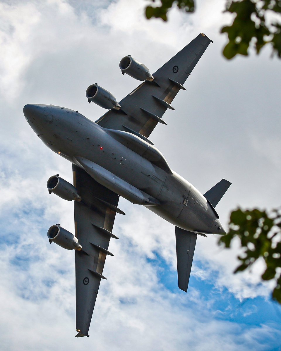 Royal Australian 36S GLOBEMASTER 3 (mccarthy)