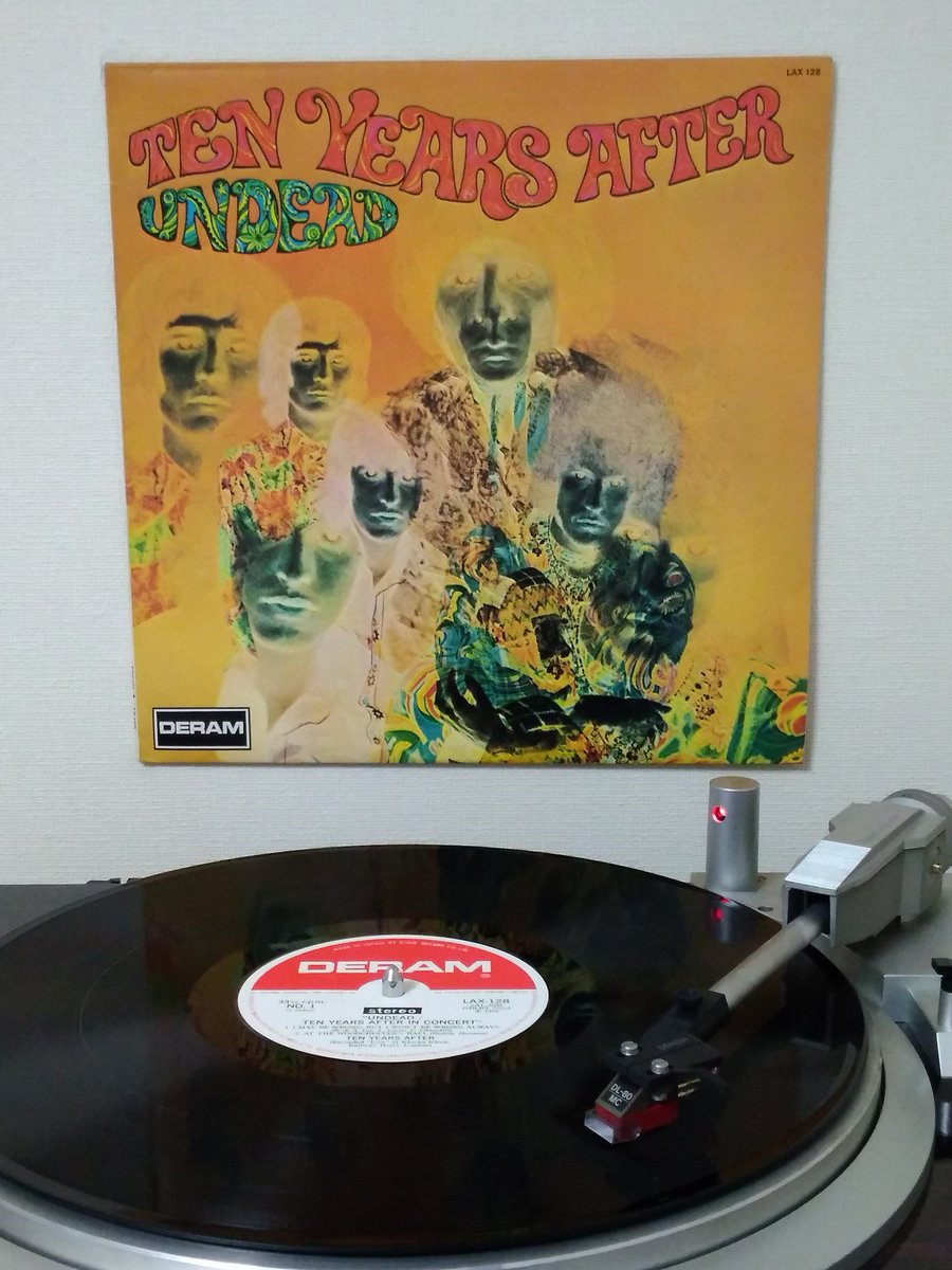 Ten Years After - Undead (1968) 
#nowspinning #NowPlaying️ #アナログレコード
#vinylrecords #vinylcommunity #vinylcollection 
#classicrock #britishrock #bluesrock 
#TenYearsAfter #AlvinLee