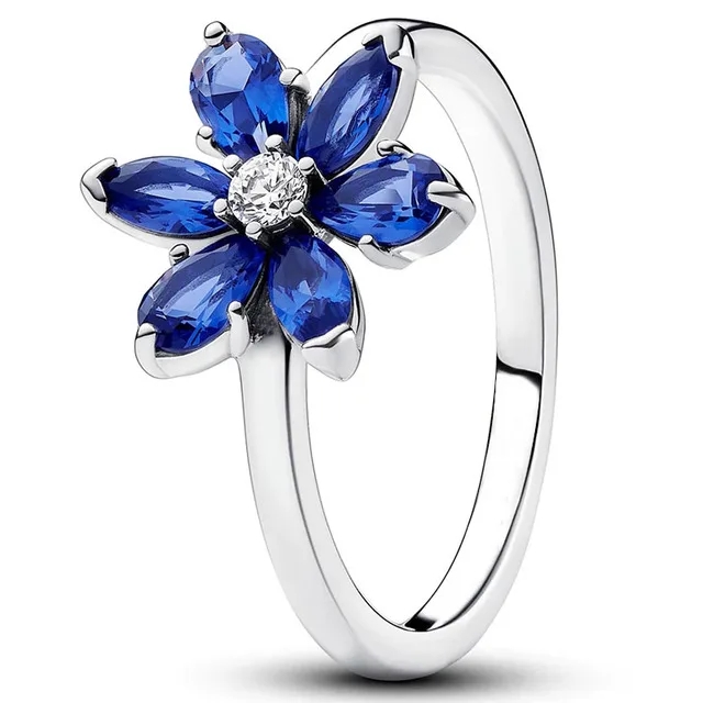 CoffeeLee6's tweet image. ✨🆕 Just dropped: Pandora-style 925 silver jewels have arrived! Are you a charm collector or a bracelet stacker? Find your silver lining here ⬇️ #PandoraStyle #SilverCollection #NewArrival ✨