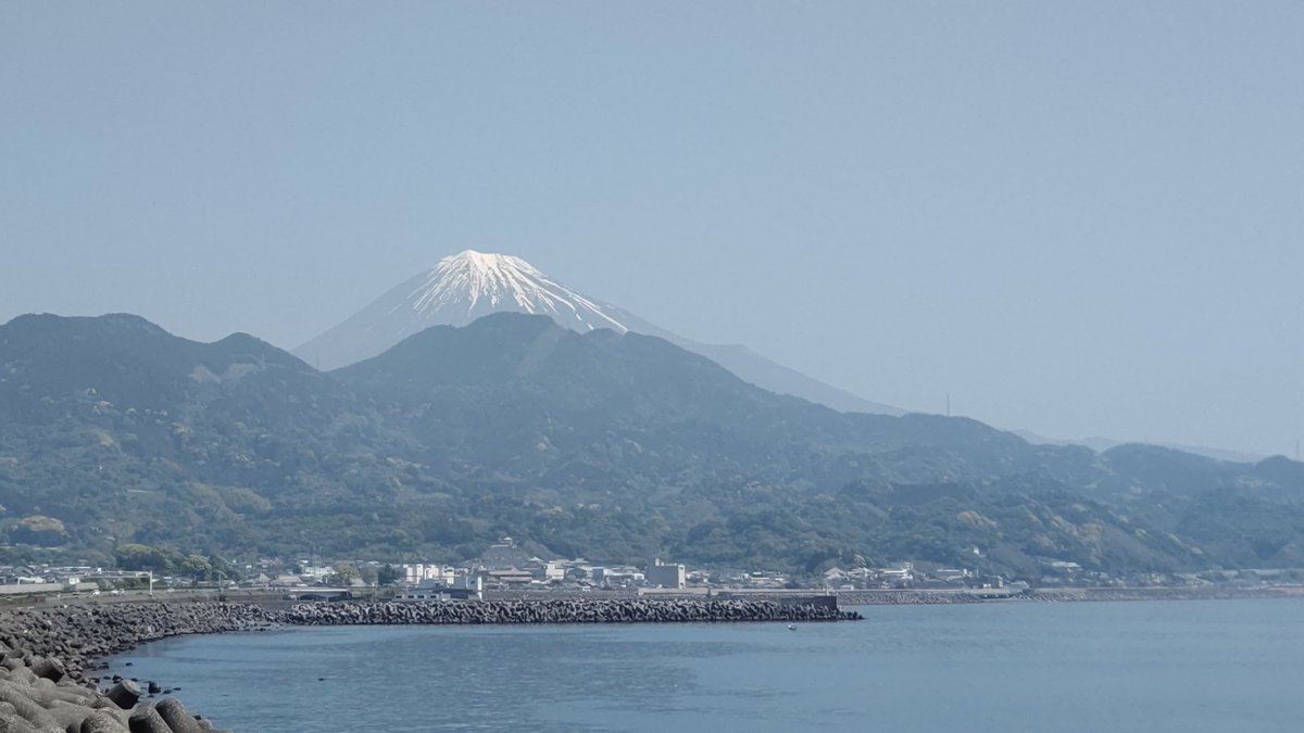 TO_RA_JI_RO's tweet photo. ただいまの富士山🗻 https://t.co/FH8RSOcwwb
