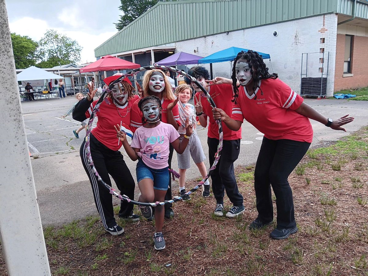 Parkview Arts/Science Magnet High School- LRSD mimes were busy this weekend with Gibbs Magnet School Elementary International Fest and UAMS - University of Arkansas for Medical Sciences #BeaPartoftheCure.  Looking good, students!  #reimagininglrsd