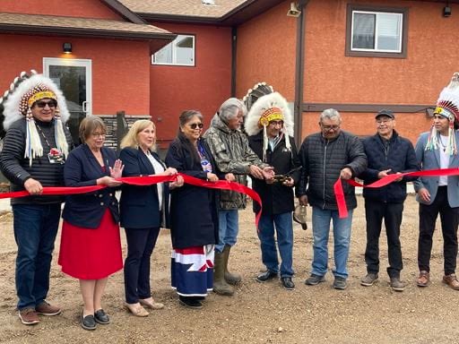 15 new addiction treatment spaces will be available at Onion Lake Cree Nation.    The 15 detox beds will be added to the continuum of service already present at Ekweskeet Healing Lodge, and will provide those seeking care additional support on their healing journey.    These new…