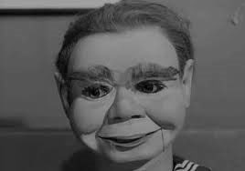 TheNightGallery tweet picture