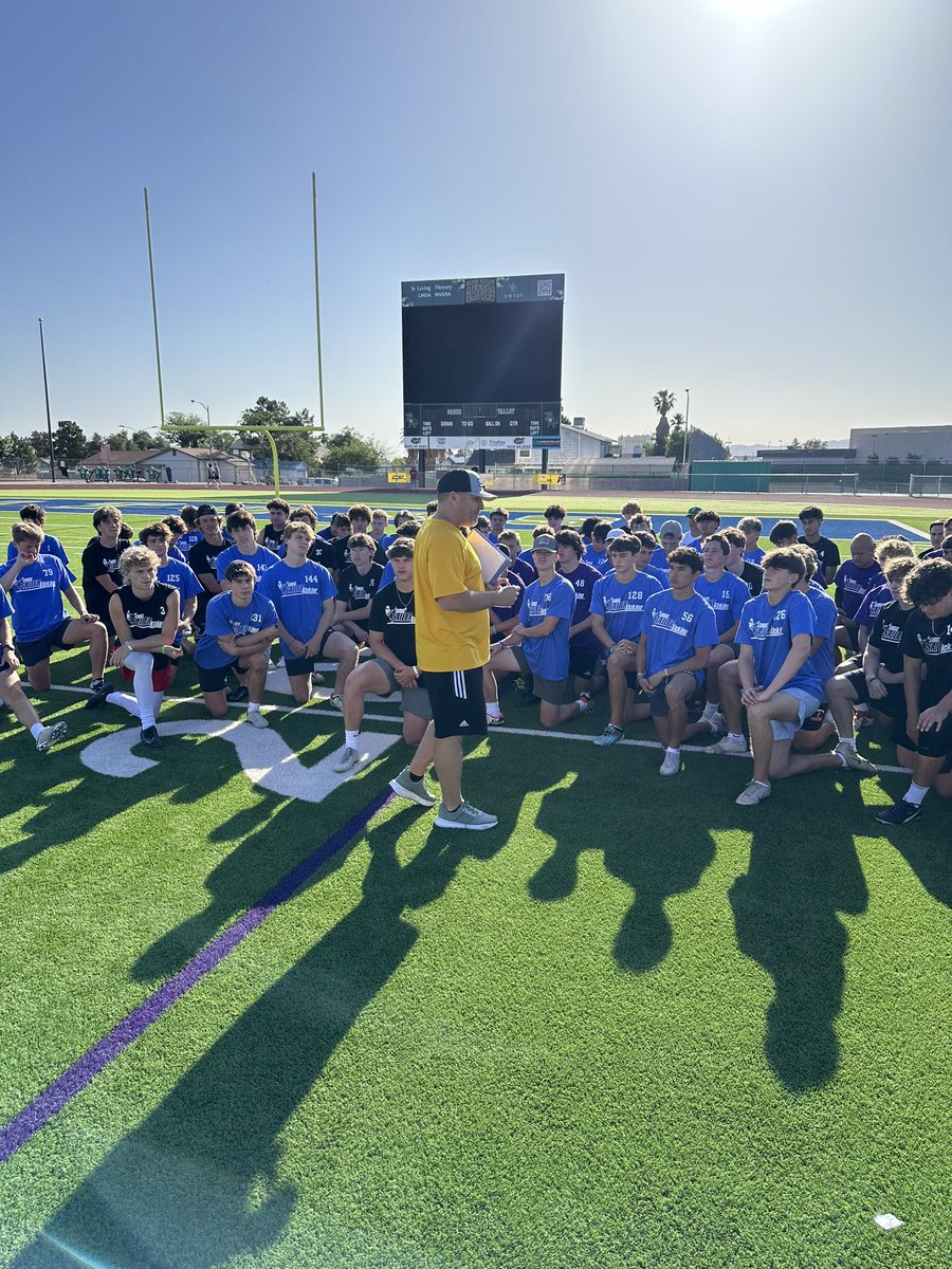 Day 1 of Vegas XLIV is in the books. It did not disappoint. What an incredible group of athletes. Enjoy 500+ pictures from the camp now on the CSK Facebook Page. #TeamSailer #PuntFactory