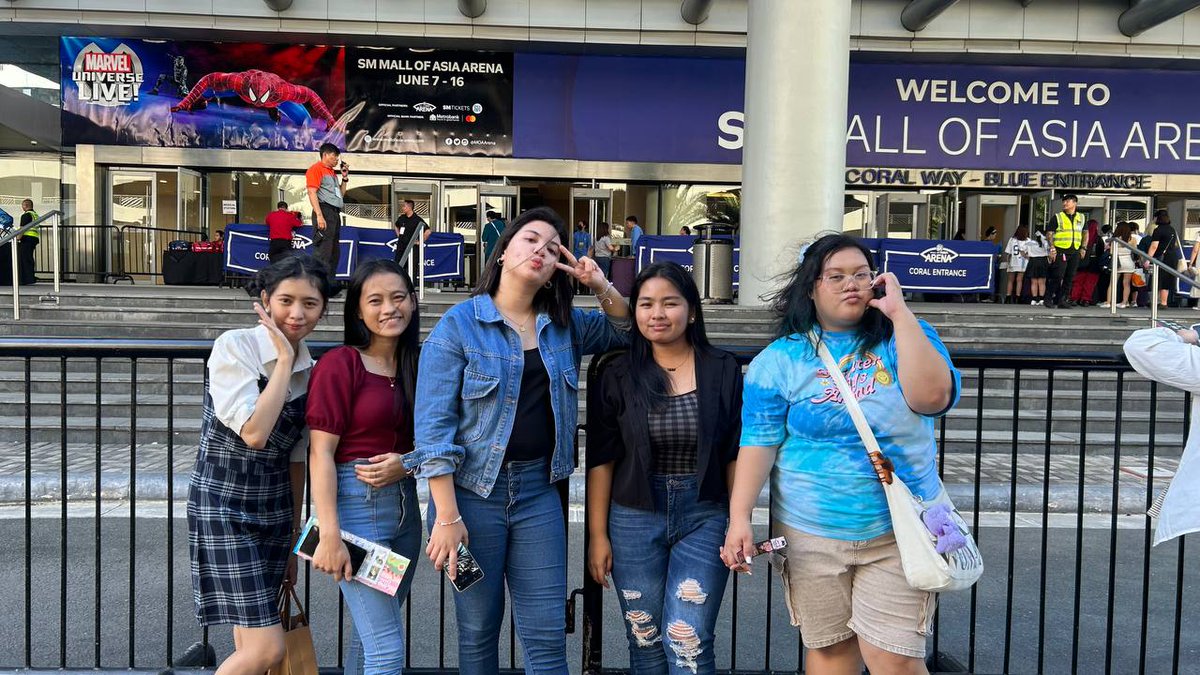 keeynoona's tweet photo. first con with amazing pips💗 sila nakakita kung pano ko naging oa kahit banner palang 😂 

@yakyuuult @jsnwoos @simpforYKN @Peyt_Magayaga @_chaachiii_ @kyoshiwrites @mybabybabekyu @thinkaboutyoshi https://t.co/1H0PFiFsYb
