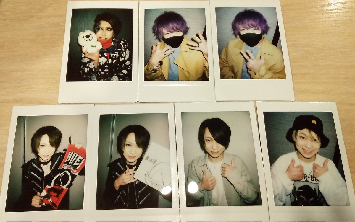 yE0YOGqAIEyyy6q's tweet photo. コドモドラゴン チェキ
交換お願いします。
譲 チャムさん、ゆめさん
求 meN-meNさん
よろしくお願いします。 https://t.co/kbtuBL8mHE