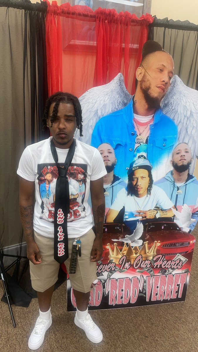 PressparkT's tweet photo. Shit still feel make believe🥺
#LongLiveChad🕊️ #foe #otf #bloodcousin🩸🤞🏾 https://t.co/msEvVJEOmC