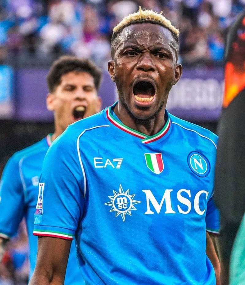 🚨 Chelsea have reportedly made first contacts with Napoli for the signing of Victor Osimhen. The offer being discussed was €80-90M along with Romelu Lukaku and a young player. (Source: Di Marzio) #ChelseaFC #Merrybet #whereChampionsplay