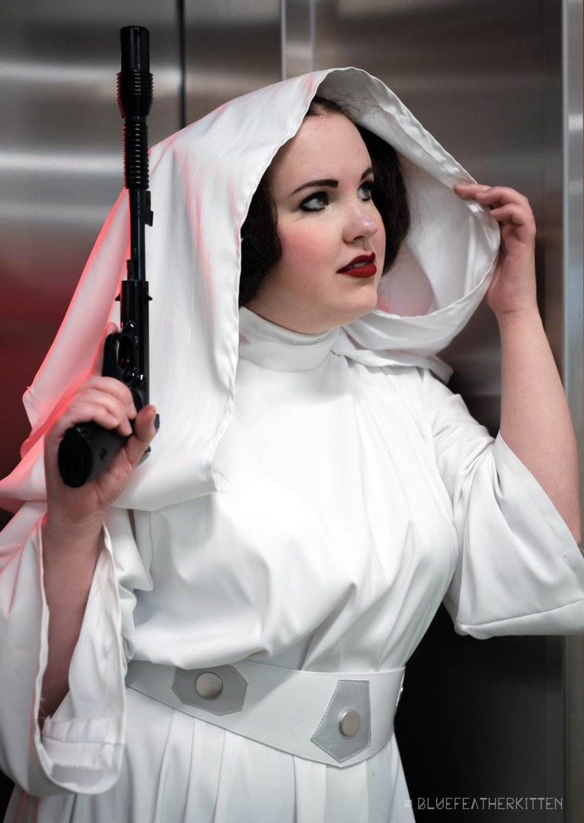 LadyofRohan87's tweet photo. "May the Force be with you... always." 

My Leia Organa cosplay piece for @forcefatalezine as taken by @bluefeakitten ! 

There's still digital copies and some merch left, grab 'em while you can! 

https://t.co/wwQZKpQJx9

#Maythe4thBeWithYou #StarWarsDay2024 #LeiaOrgana https://t.co/y2t8wu1Os2
