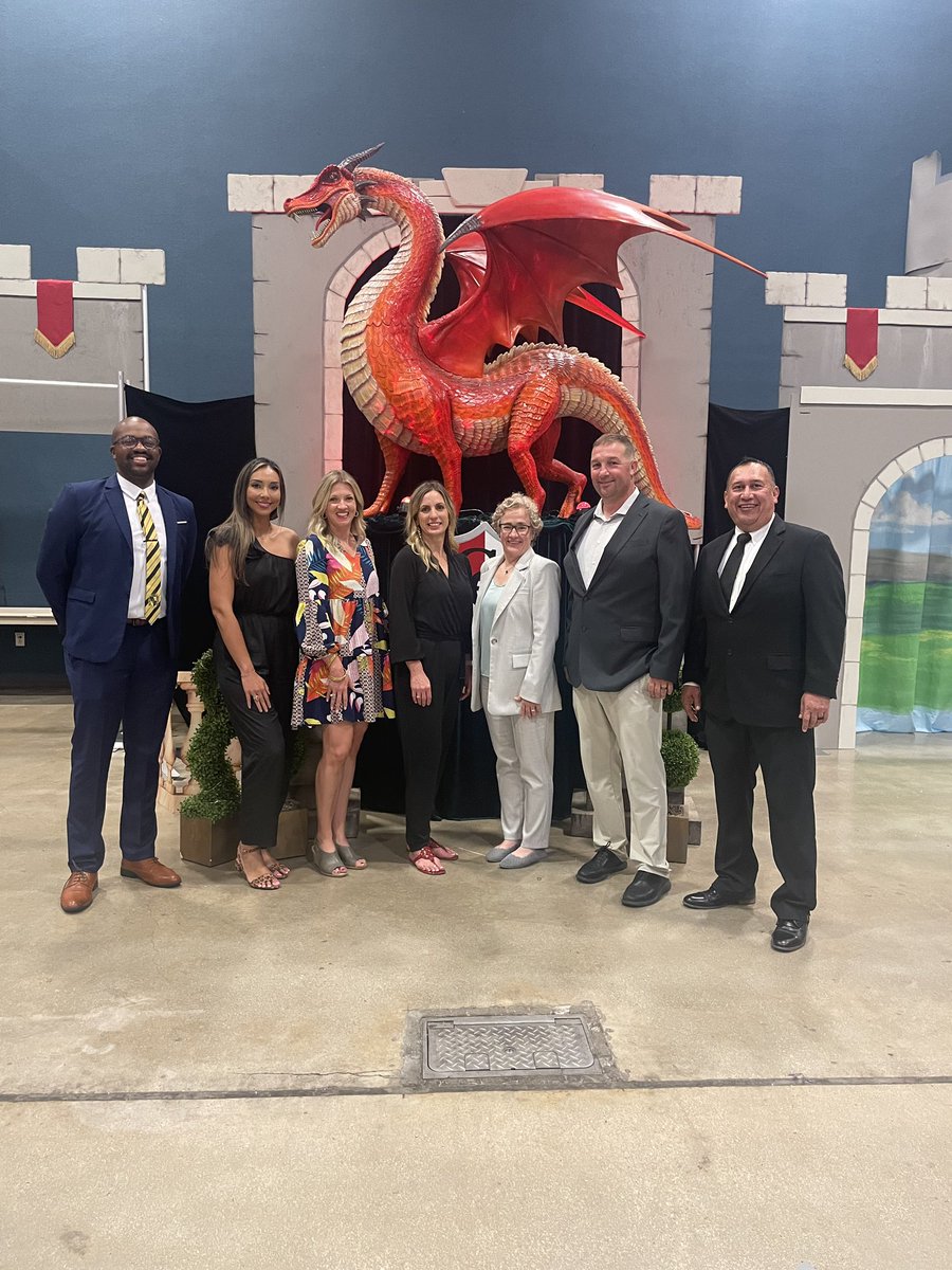What an amazing prom 2024!  <a href="/Canyon_PTSA/">Canyon High School PTSA</a> really outdid themselves!  Thankful for the amazing students and supportive community we have.  Couldn’t do it without this amazing team as well! <a href="/canyonhscougars/">Canyon HS</a>