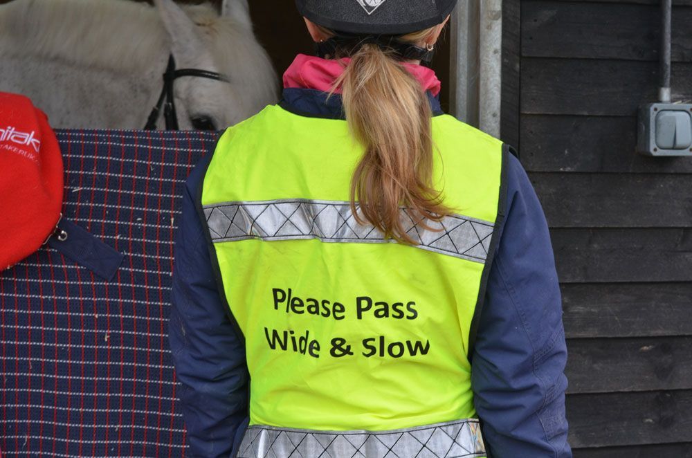 Horses can be startled if passed without warning. If you're approaching a horse rider, slow down to a maximum of 10mph and pass with at least 2 meters of space

#PassWideAndSlow #HighwayCode