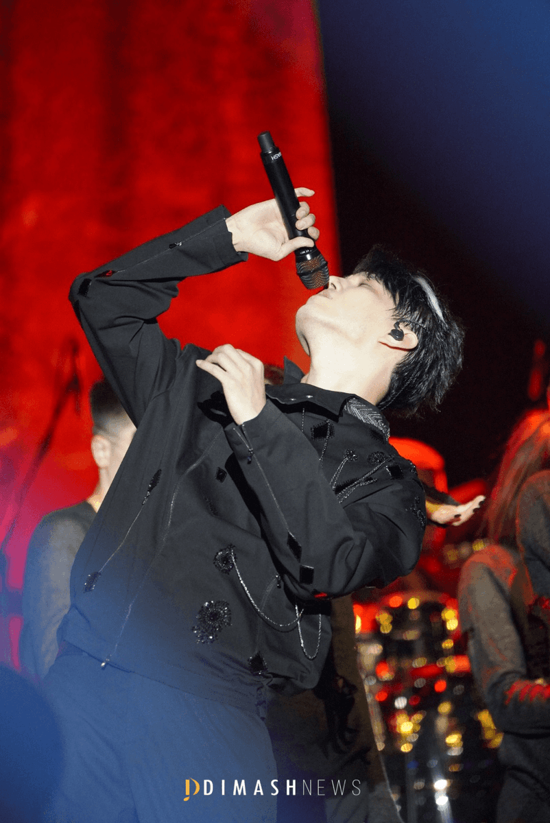 DimashJapanEX's tweet photo. ⭐️ハンガリー コンサート 5月4日⭐️
DimashNews レポート♪
《STRANGER》コンサートには 77の国/地域からのファンが来て 完売🇭🇺

ファンも世界中なら、ディマシュの歌も世界各国からの音楽で構成🌏

英語👉https://t.co/Lr8BRxv8Vu

ロシア語👉https://t.co/xkwSgOXoI0 https://t.co/I61fwtOxtA