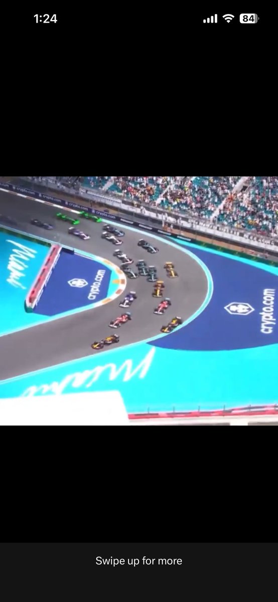 keanuspencer___'s tweet photo. @LewisWinAgain How blind are you ? Bro wasn’t even turning into the corner ??? If he had turned sharper in there would been enough space for Alonso https://t.co/mea5adOesf