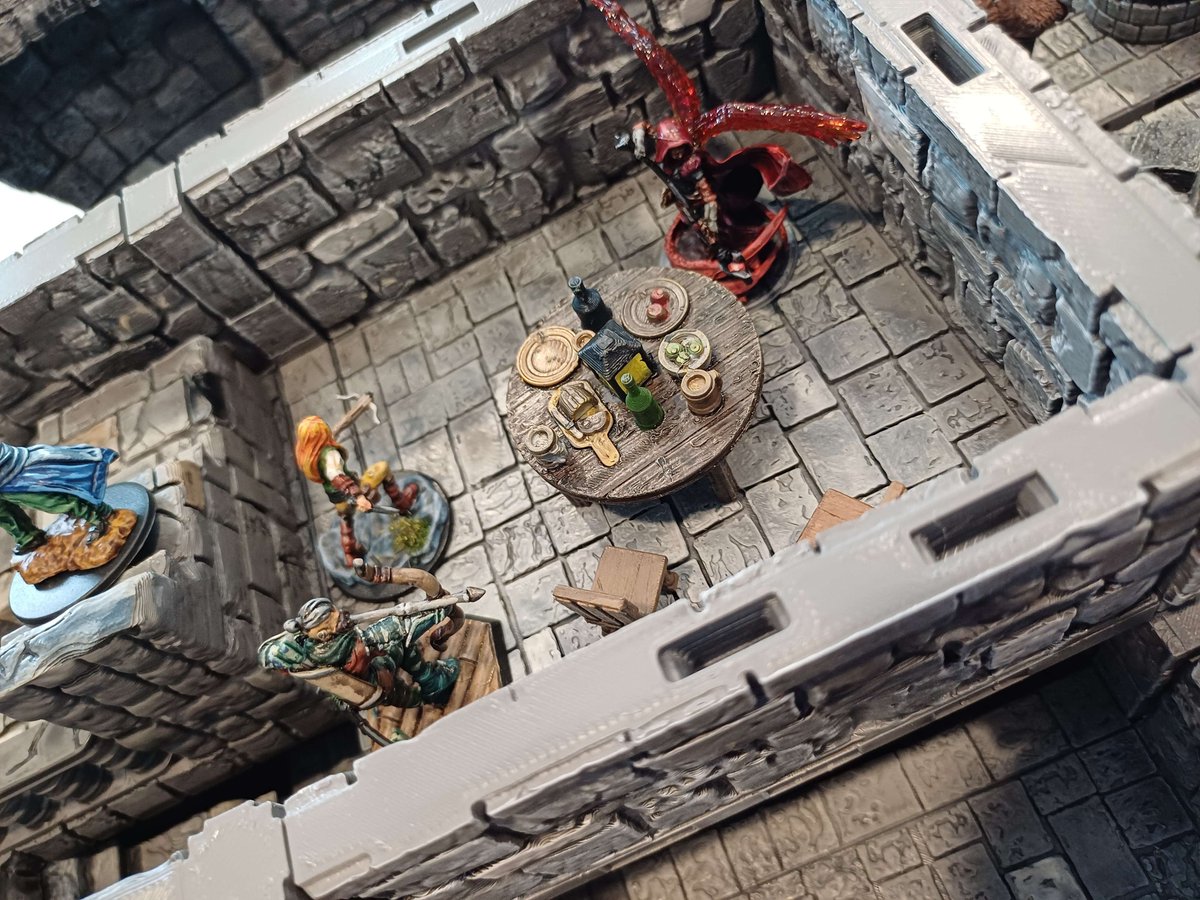 ArhminDM tweet media