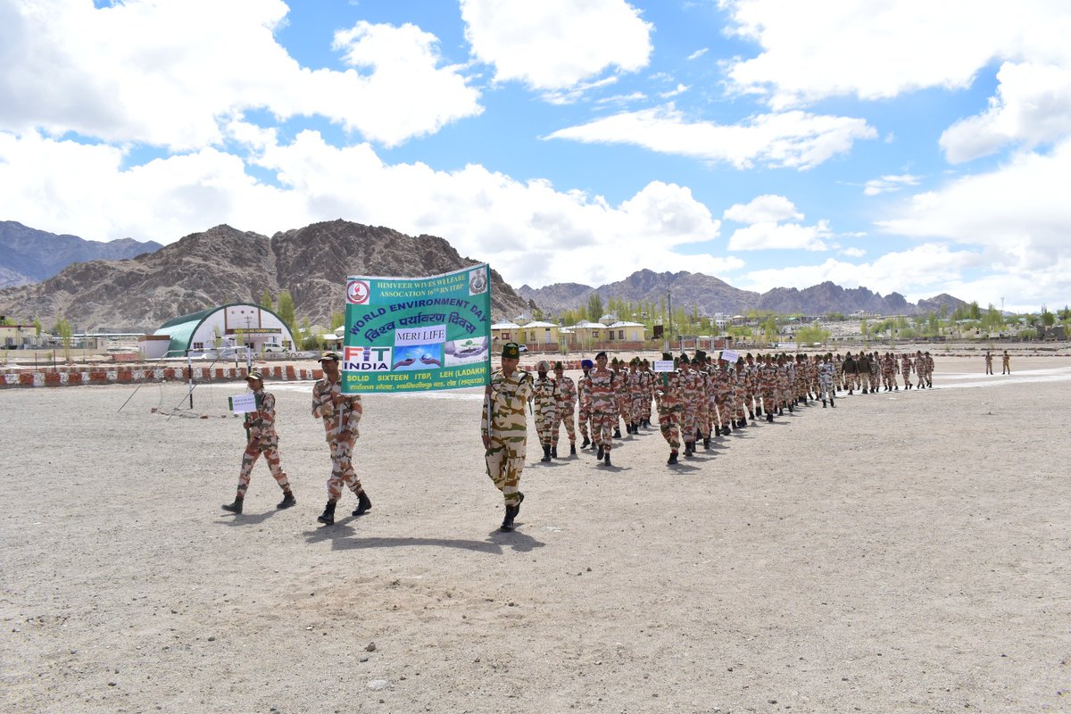 Mission lifestyle for environment programme organised at SBI chuglamsar Leh, by 16 bn #ITBP.
#HIMVEERS
