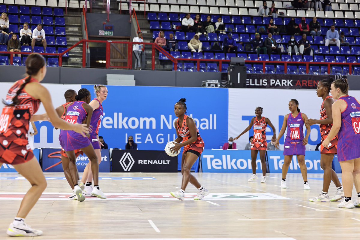 #TelkomNL 🏆 Half time score update Lilies 23 - 21 KD Queens #TelkomNL | #TNLisBack | #netballsouthafrica