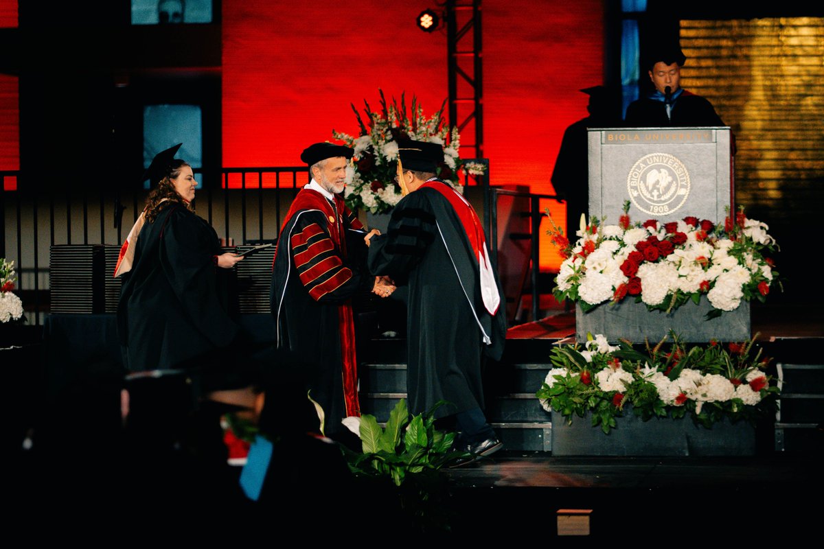 talbottheology's tweet photo. It was a joy to celebrate our #BiolaGrad students today! Praise be to God for our graduating Class of 2024! We are so grateful for your diligence, graciousness and willingness to serve, as you embark on what God has for you next! https://t.co/KniYKCvjlP