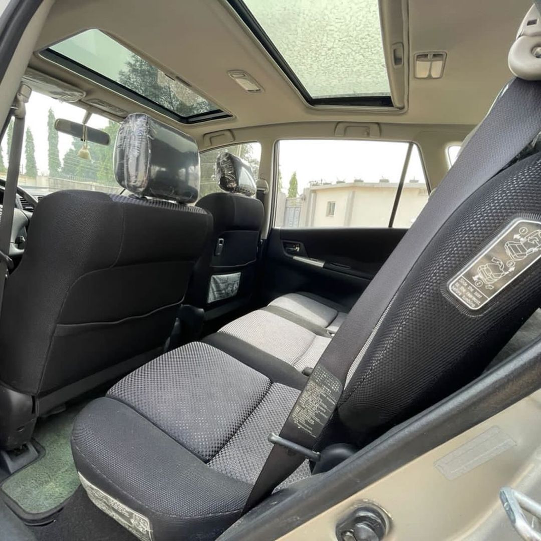 FOR SALE!!! HOT DEAL❗❗FOREIGN USED TOYOTA COROLLA VERSO PANORAMIC ROOF YEAR: 2003Model -🏷️₦5.8m ORIGINAL CUSTOM DUTY☑️ NATIONWIDE DELIVERY🇳🇬✅ LOCATION: Kaduna Kindly Call us 📞 or send a Dm! On WhatsApp 📞 📱 :08064471917