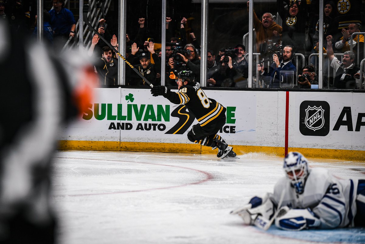 x - Boston Bruins tweet media