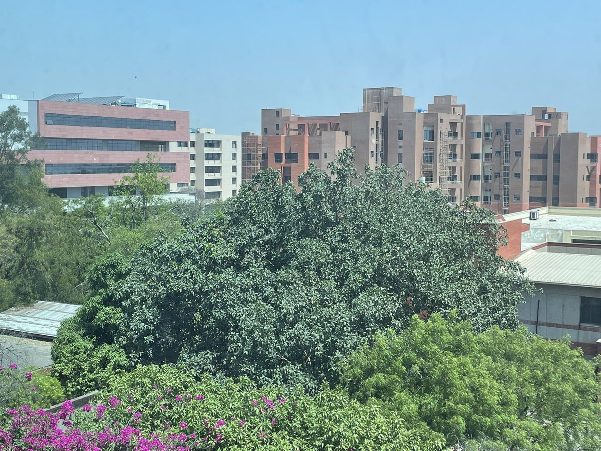 dynamicdip's tweet image. @saide_iitj It is always a pleasure to visit IIT Kanpur campus at any time of the year but this time it was really wonderful spending some time together discussing science with @km_sharika showing me around the beautiful campus and @cogsci_iitk