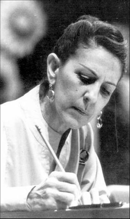 Por iniciativa de “la flor más autóctona de la Revolución”, Celia Sánchez, se crea en La Habana la Oficina de Asuntos Históricos en el año 1964 #Cuba
#CubaViveEnSuHistoría
#CabaiguánEduca
#SanctiSpíritusEnMarcha