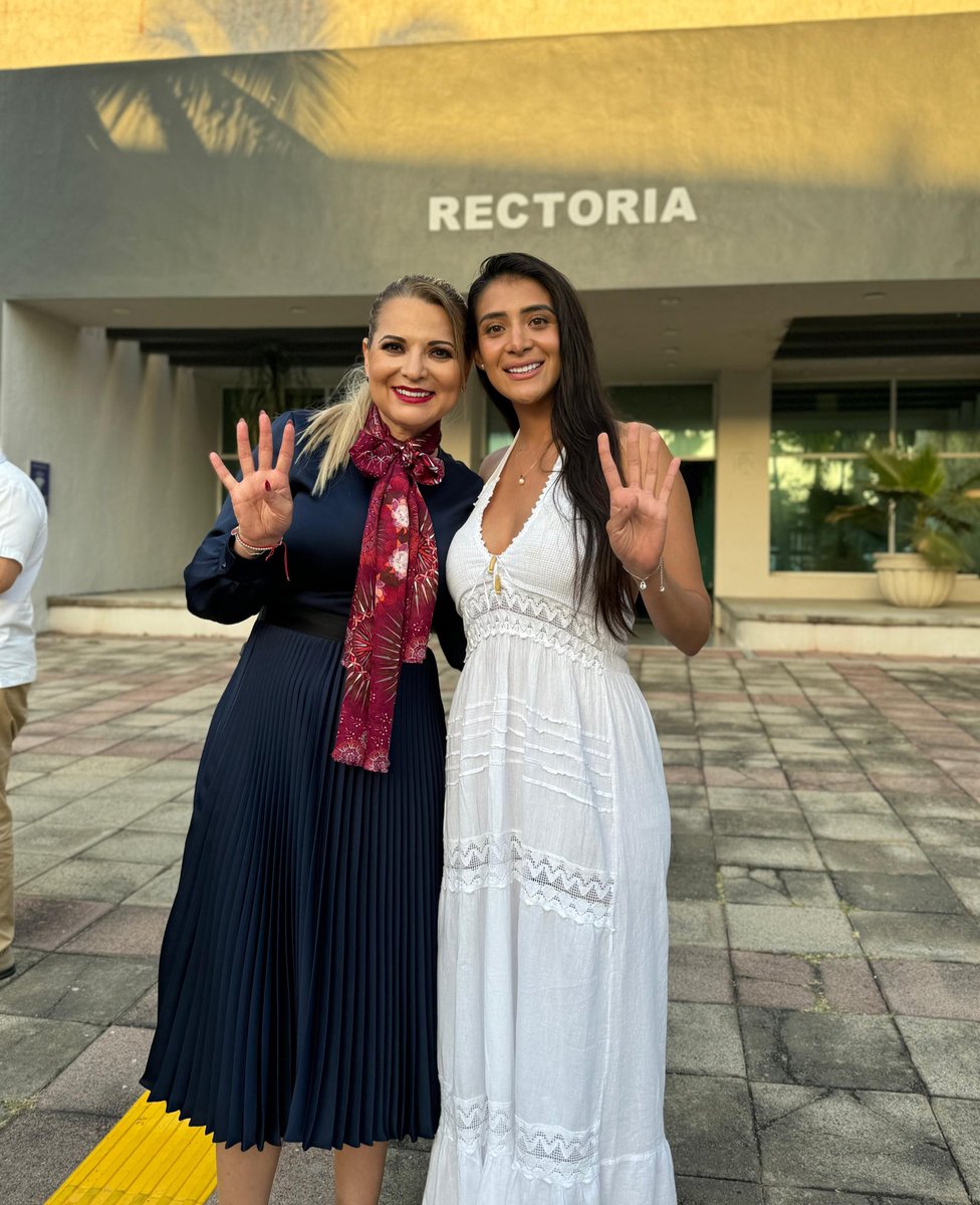 💜 @ClaudDelgadillo