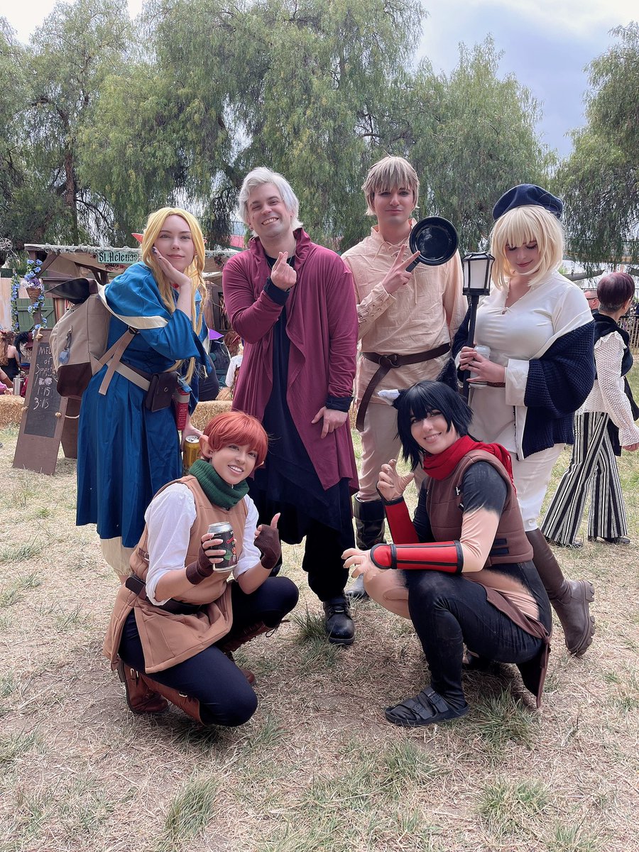 we met @DamienHaas at renfaire today!!!!! SO AWESOME!!!!