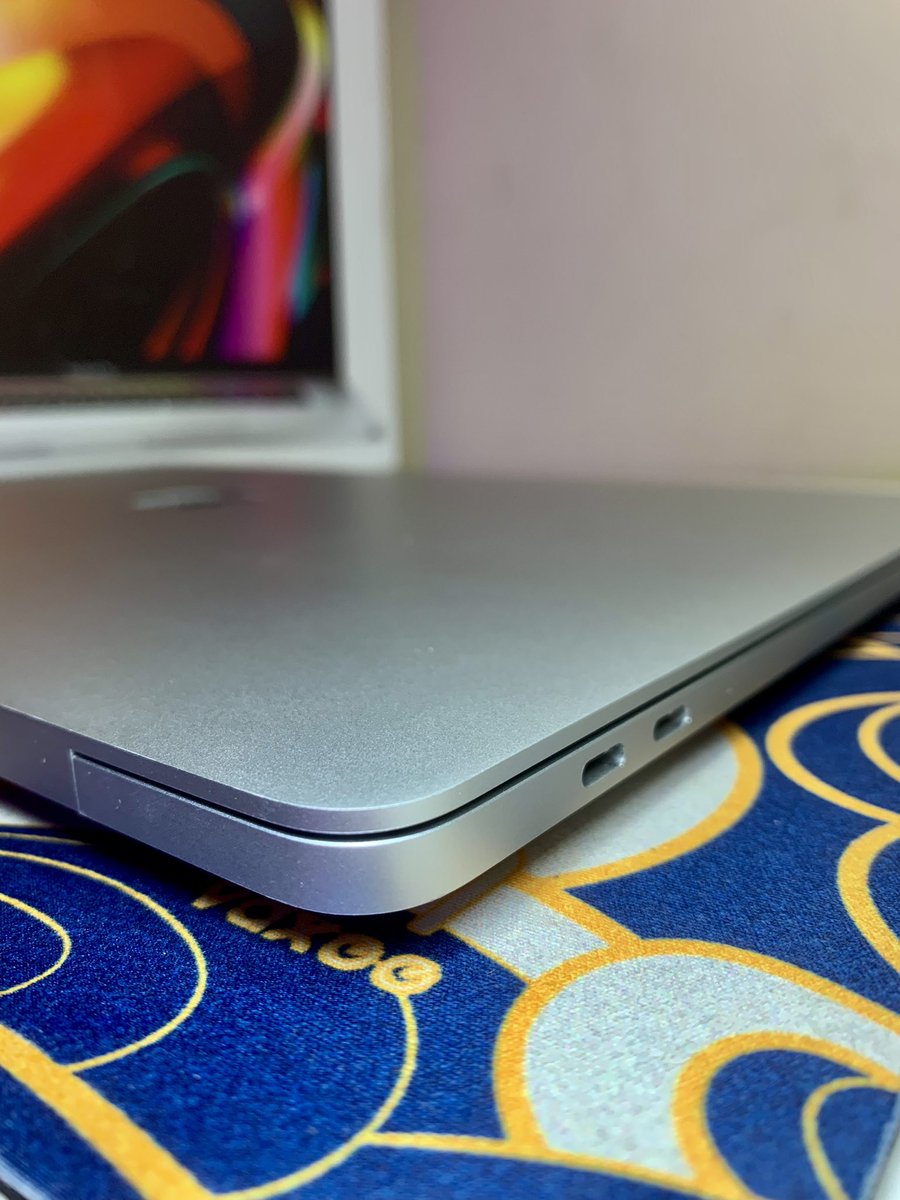 BuyCloser's tweet photo. MacBook Pro 16pol Touchbar  
ESTADO DE ZERO✅

Por apenas R$ 6.499,90

i7 9th 16gb ram 512 ssd AMD Radeon Pro 5300M 74 ciclos apenas https://t.co/51eHiOhbDv