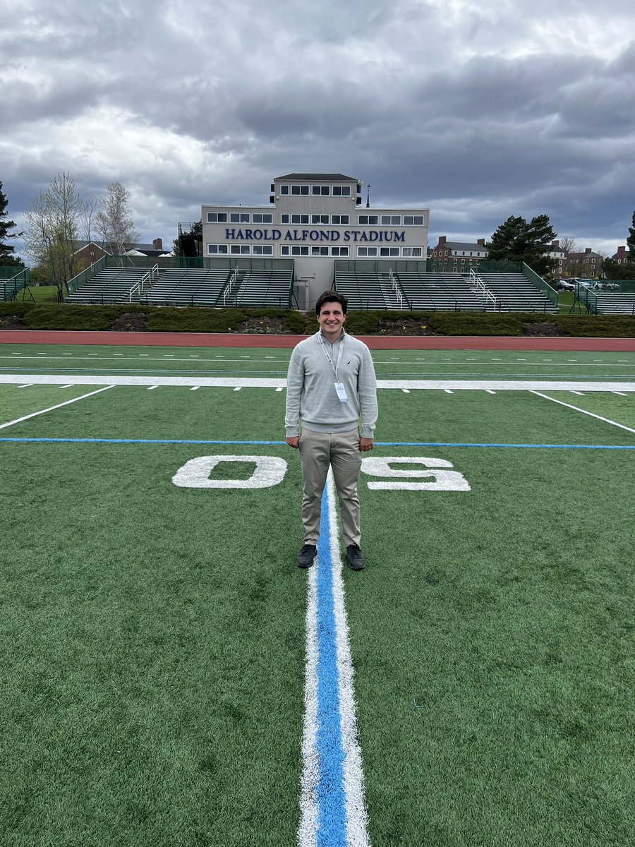 Thank you @ColbyCoachDex @ColbyCoachCos and @_CoachKD for having me on campus to learn all about what Colby has to offer both academically and athletically! @StJohnsPrepFB @turf_surfer @PactPerformance