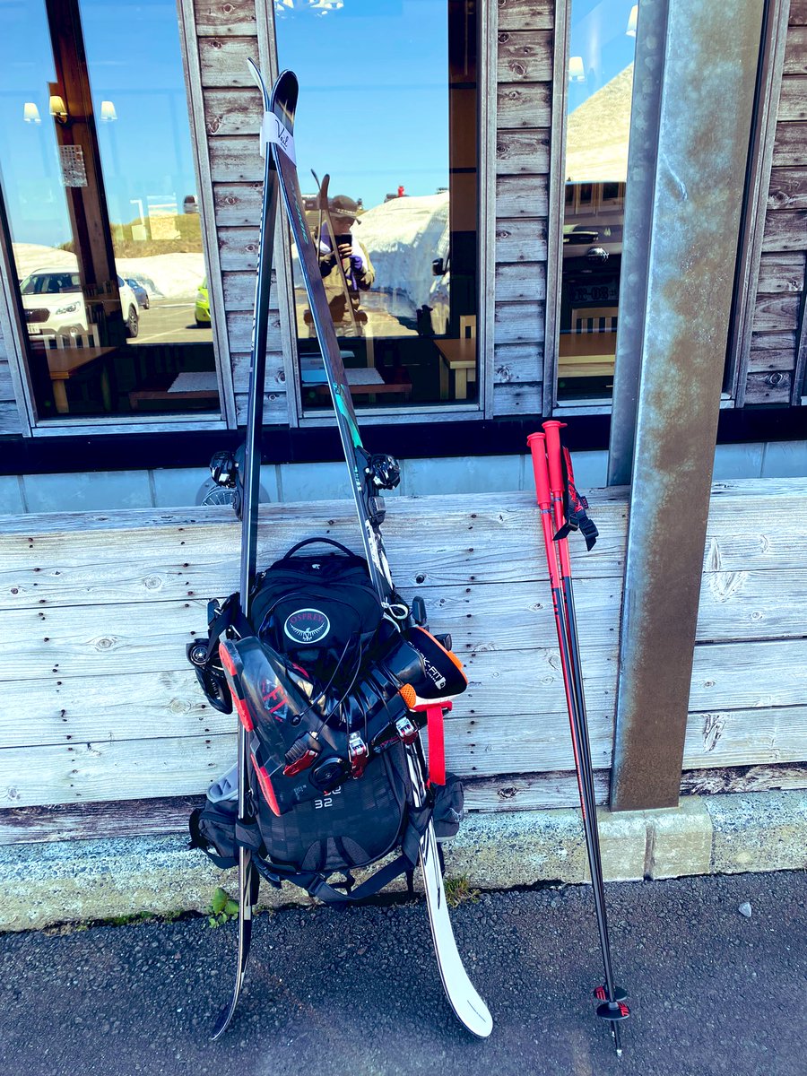 I went Mt.Chokai for backcountry ski.