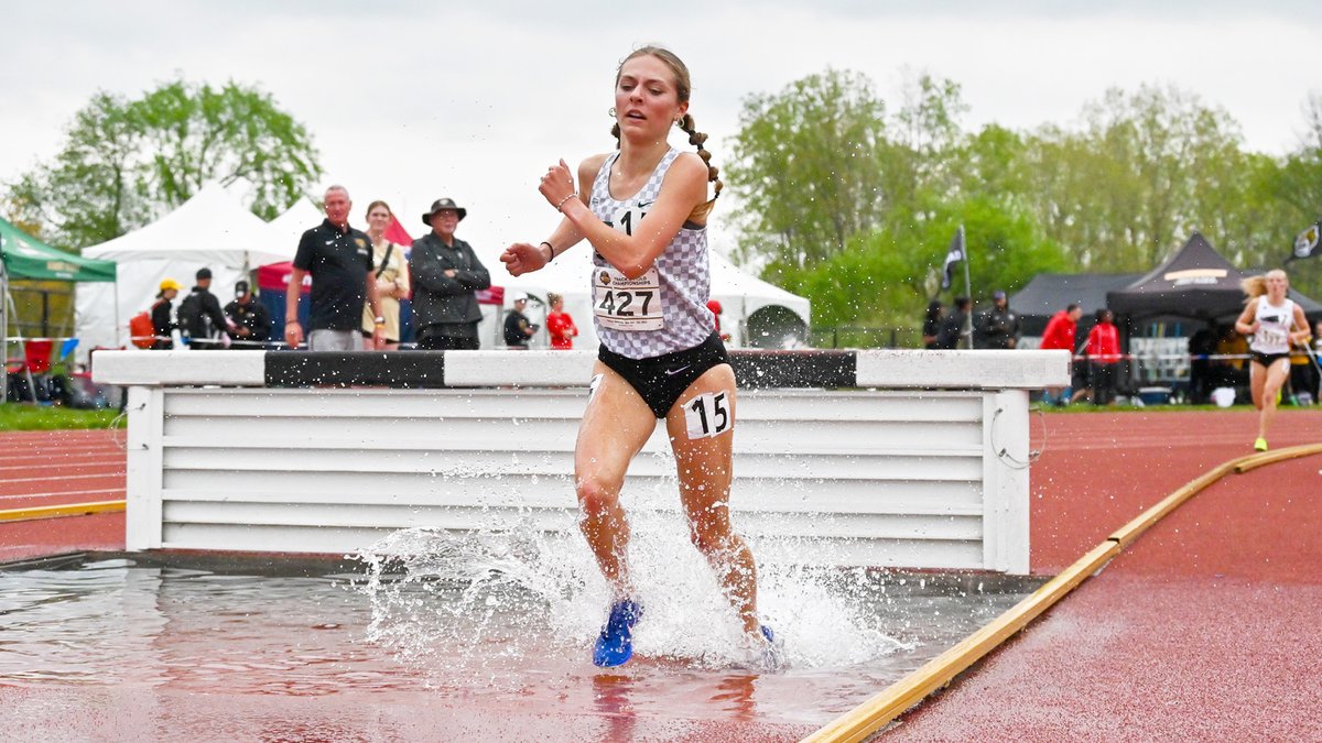 Kaitlyn Miller & Ethan Neblock each podiumed their 3000m Steeplechase races, while Hannah Falknor, Jude Elkins & Mohamed Bilal advanced from Saturday's prelims to Sunday's finals.

📝Day 2 Recap: bit.ly/4a8vUBA
📊 Results:bit.ly/4diAGPP
#RaiderUP | #RaiderFamily