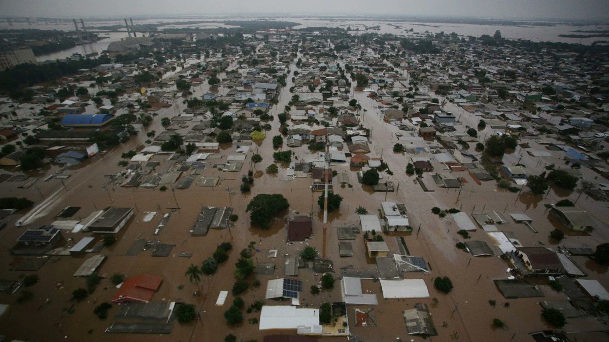 At least 55 dead, dozens missing after heavy rains hit Brazil's Rio Grande do Sul; 74 still unaccounted for

#Feedmile #Brazil #rio ##naturaldisasters #havoc #flood #dead #rain #RioGrandedoSul